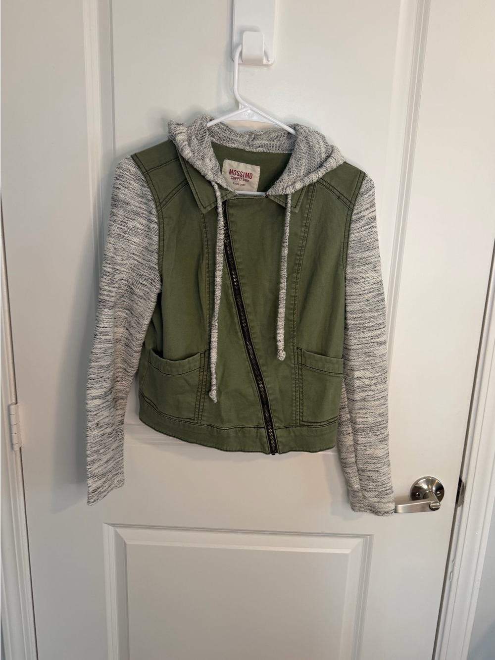Mossimo Olive Green Women’s Bomber Jacket with Knit Hood & Sleeves Size Medium